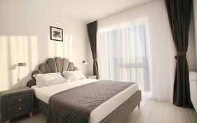 Apartament Prima Nufarul Ralu